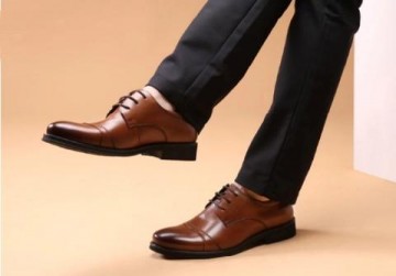 Liệu chỉ có giày da nam kém chất lượng khi mang mới bị đau chân?
